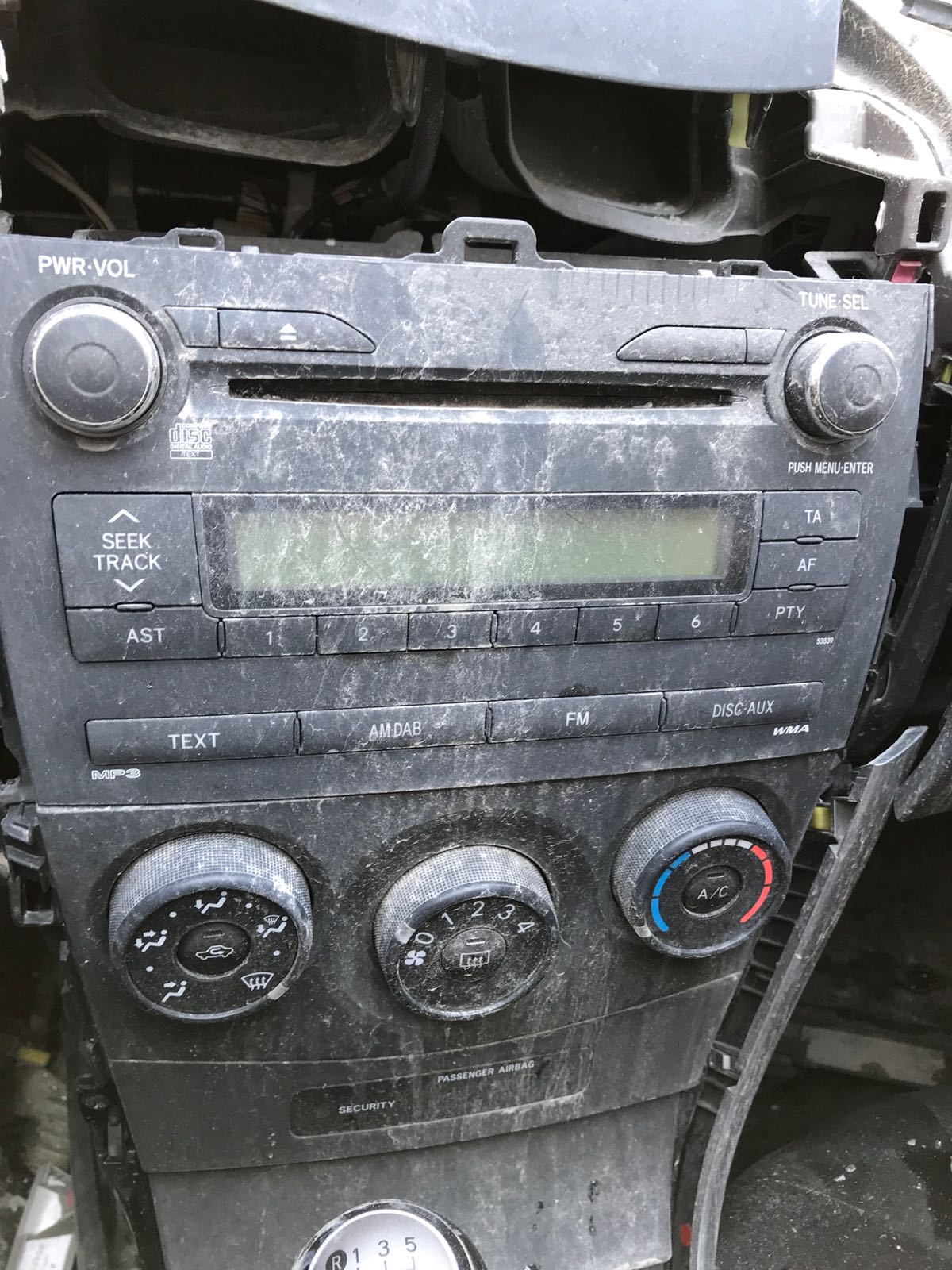 2010 - 2012 TOYOTA COROLLA ÇIKMA TEYP GÜVEN OTO 'DA